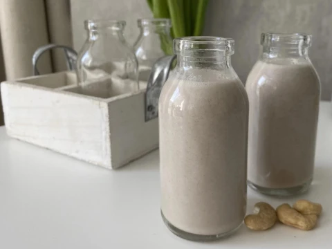Tehéntej-allergia: Hogyan helyettesítheti az összes tápanyagot és vitamint?